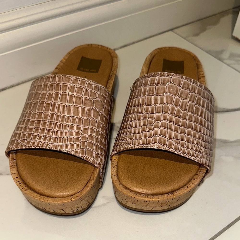 Dolce Vita Brown Croc-Embossed Slide Sandals